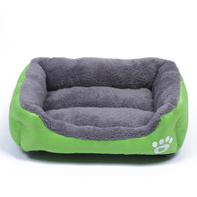 Load image into Gallery viewer, Multi-Color Soft Cotton Pet Cat Dog Bed