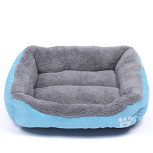 Load image into Gallery viewer, Multi-Color Soft Cotton Pet Cat Dog Bed